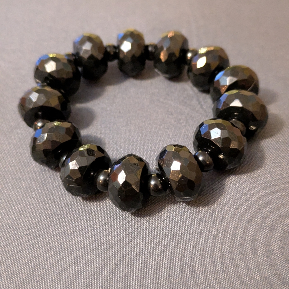 Vintage Chunky Black Faceted Lucite Beaded Bracelet